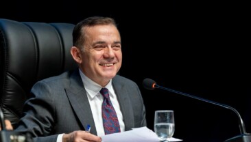 Başkan Özyiğit: “Yenişehir’de güzel izler bıraktık”