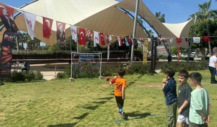Mersin’de Bahar Spor Şenliğine yoğun ilgi