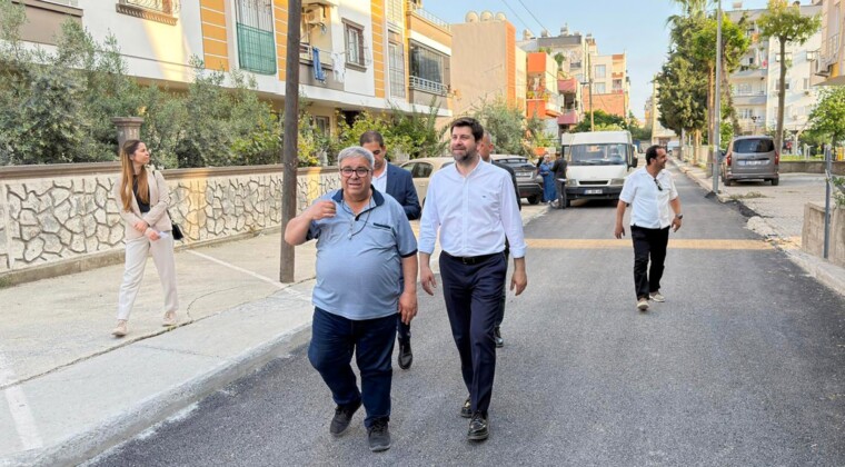 Tarsus’ta yol yenileme çalışmaları hız kesmiyor