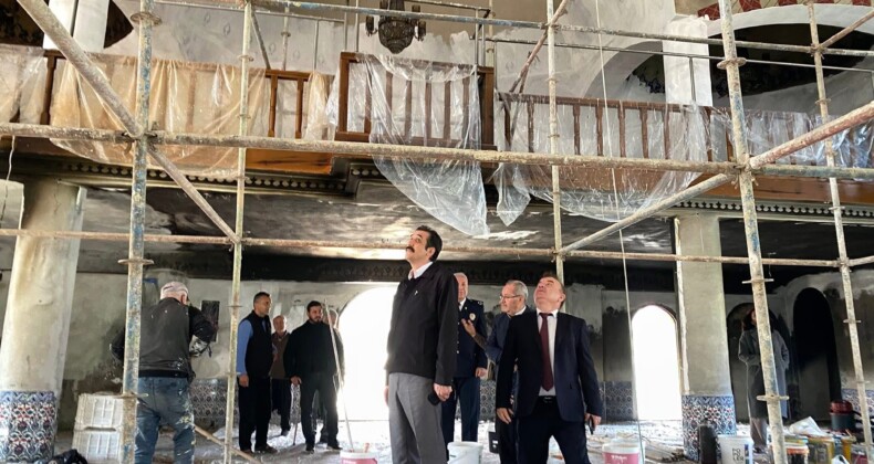Bozyazı’da yangında zarar gören camide çalışmalar devam ediyor