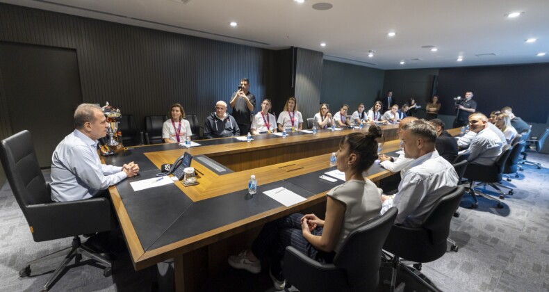 Başkan Seçer: “ÇBK Mersin’in başarısı kentimiz için büyük bir zenginlik”