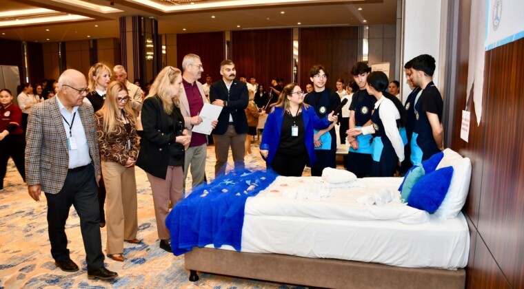 Silifke’de turizm öğrencileri hünerlerini ortaya koydu