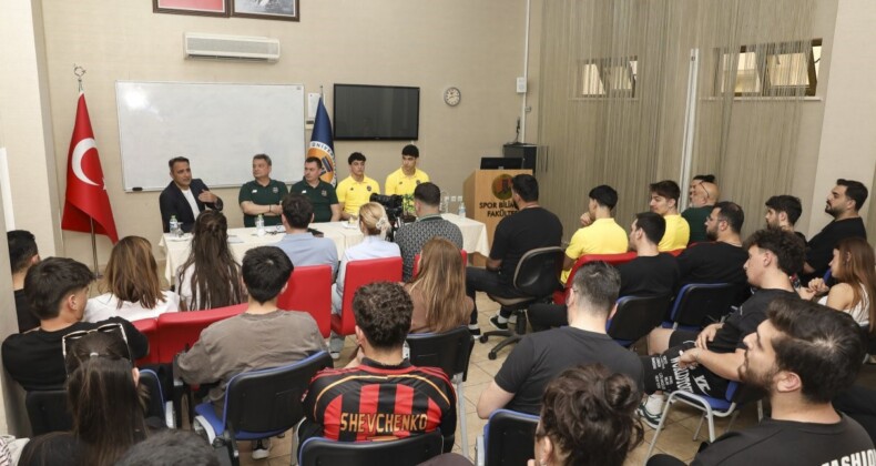 Mersin’de basketbol altyapısında gelişim paneli düzenlendi