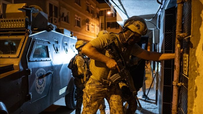Mersin merkezli 6 ilde fuhuş operasyonu: 8 tutuklama