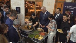 BAKAN ERSOY: “TURİSTLER ARTIK GASTRONOMİ İÇİN ROTA BELİRLİYOR”