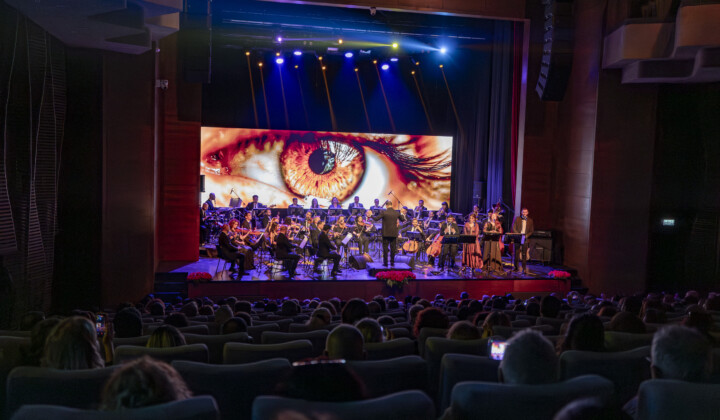 MERSİN’DE ‘USTALARA SAYGI’ GECESİ: KENT ORKESTRASI’NDAN DUYGU DOLU KONSER