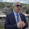 “KOSOVA’DA VE MAKEDONYA’DA TÜRKLERİN, TÜRKLÜĞÜN MİLLİ KİMLİĞİNİ SÜRDÜRÜRKEN BU ÜLKELERLE ARASINDA BİR DOSTLUK KÖPRÜSÜ OLMASI GEREKTİĞİNİ DÜŞÜNÜYORUM”
