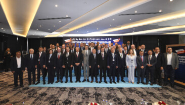 BAŞKAN SEÇER, ‘BÜYÜKŞEHİR BELEDİYE BAŞKANLARI BALIKESİR BULUŞMASI’NA KATILDI