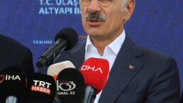 BAKAN URALOĞLU DUYURDU:”ÇEŞMELİ-KIZKALESİ OTOYOLUNDA İLK KISIM TEMMUZ AYINDA AÇILACAK”
