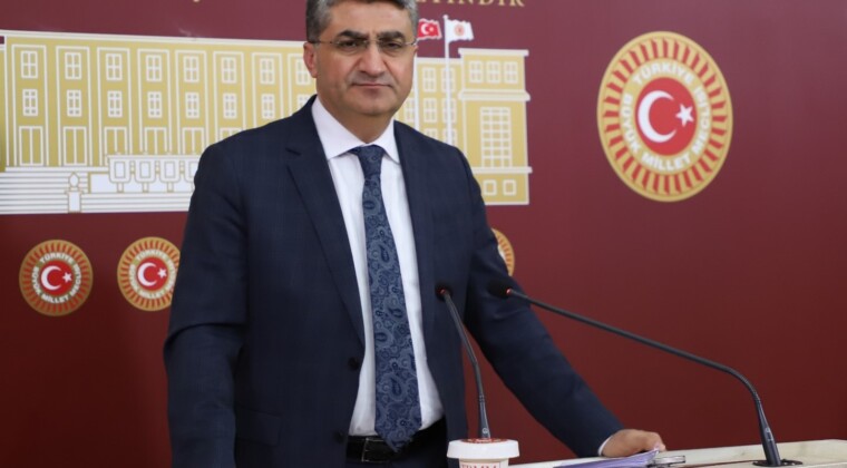 EKMEN: MERSIN, HIZLI TRENLE ANKARA VE İSTANBUL’A BAĞLANMALI